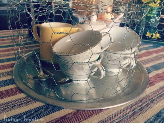 Cake Carrier out of Chicken Wire.