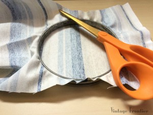 DIY Embroidery Hoop Wall Art Instructions 4